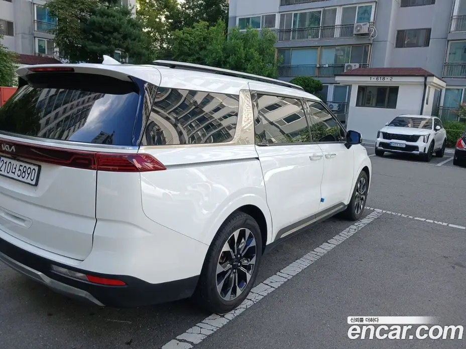 Kia Carnival 2022 3.5 автомат (гидро), фото 4