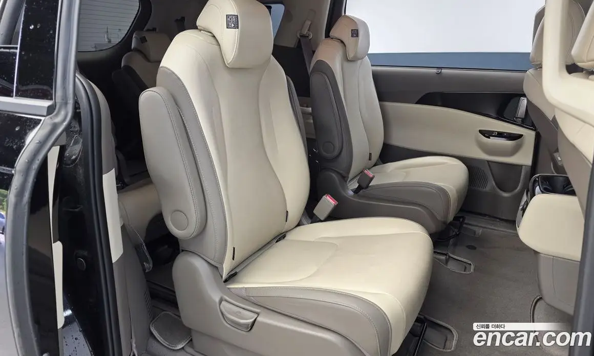 Kia Carnival 2023 2.2 автомат (гидро), фото 17 Kia Carnival 2023 2.2 автомат (гидро), фото 17