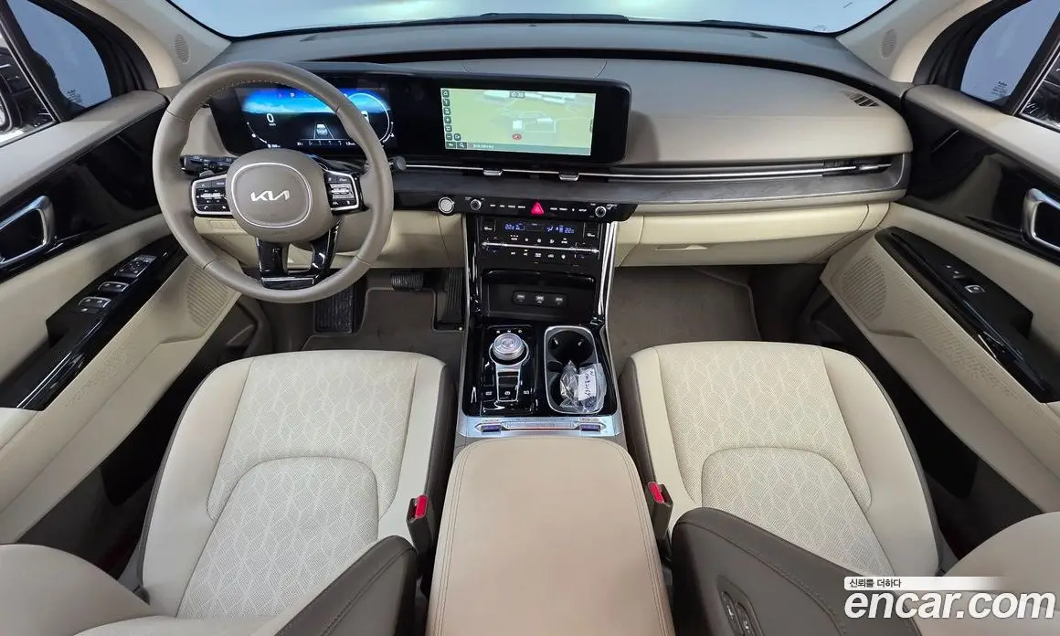 Kia Carnival 2023 2.2 автомат (гидро), фото 10 Kia Carnival 2023 2.2 автомат (гидро), фото 10