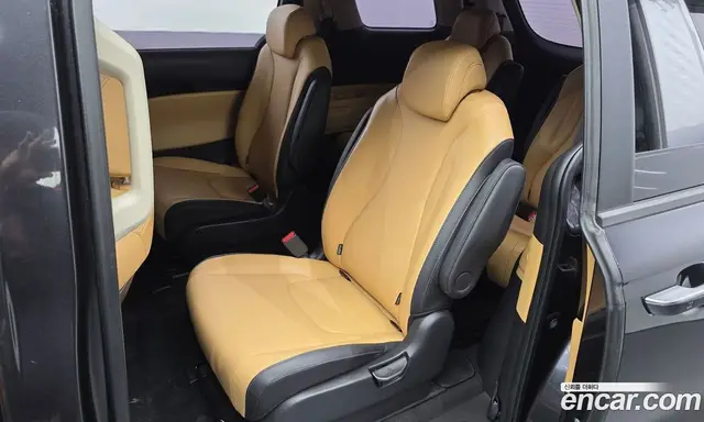 Kia Carnival 2023 2.2 автомат (гидро), миниатюра 11 Kia Carnival 2023 2.2 автомат (гидро), миниатюра 11
