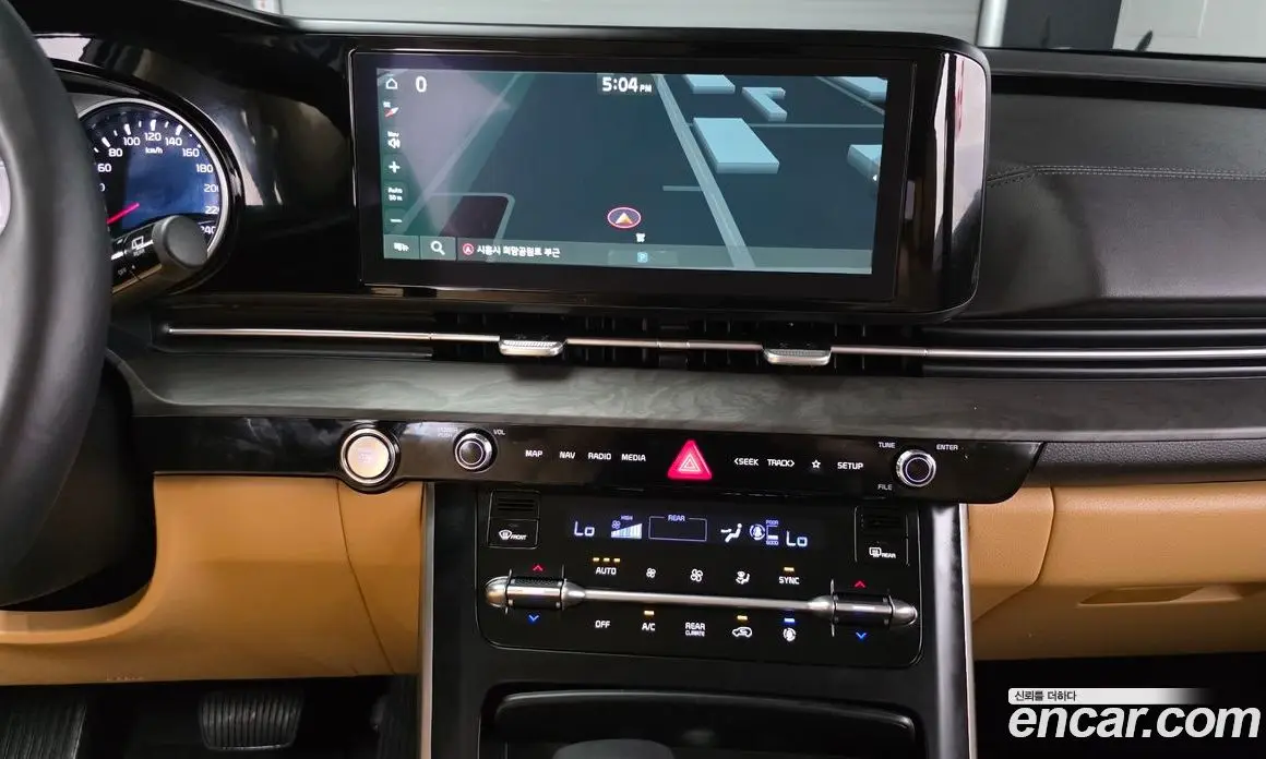 Kia Carnival 2023 2.2 автомат (гидро), фото 18 Kia Carnival 2023 2.2 автомат (гидро), фото 18