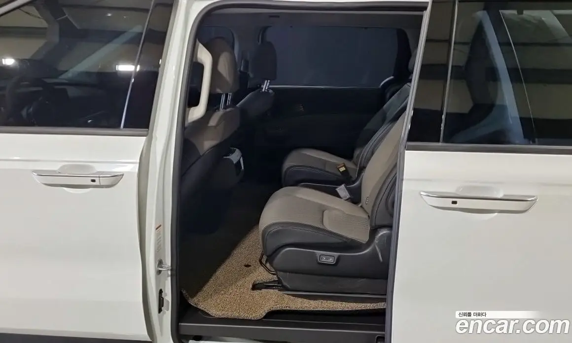 Kia Carnival 2024 1.6 автомат (гидро), фото 11 Kia Carnival 2024 1.6 автомат (гидро), фото 11
