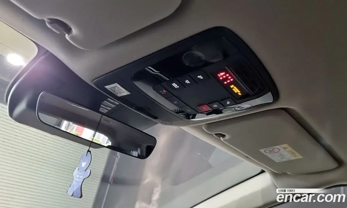 Kia Carnival 2024 1.6 автомат (гидро), фото 12 Kia Carnival 2024 1.6 автомат (гидро), фото 12