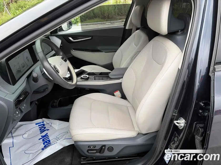 Kia EV6 2022 автомат (гидро), фото 10 Kia EV6 2022 автомат (гидро), фото 10