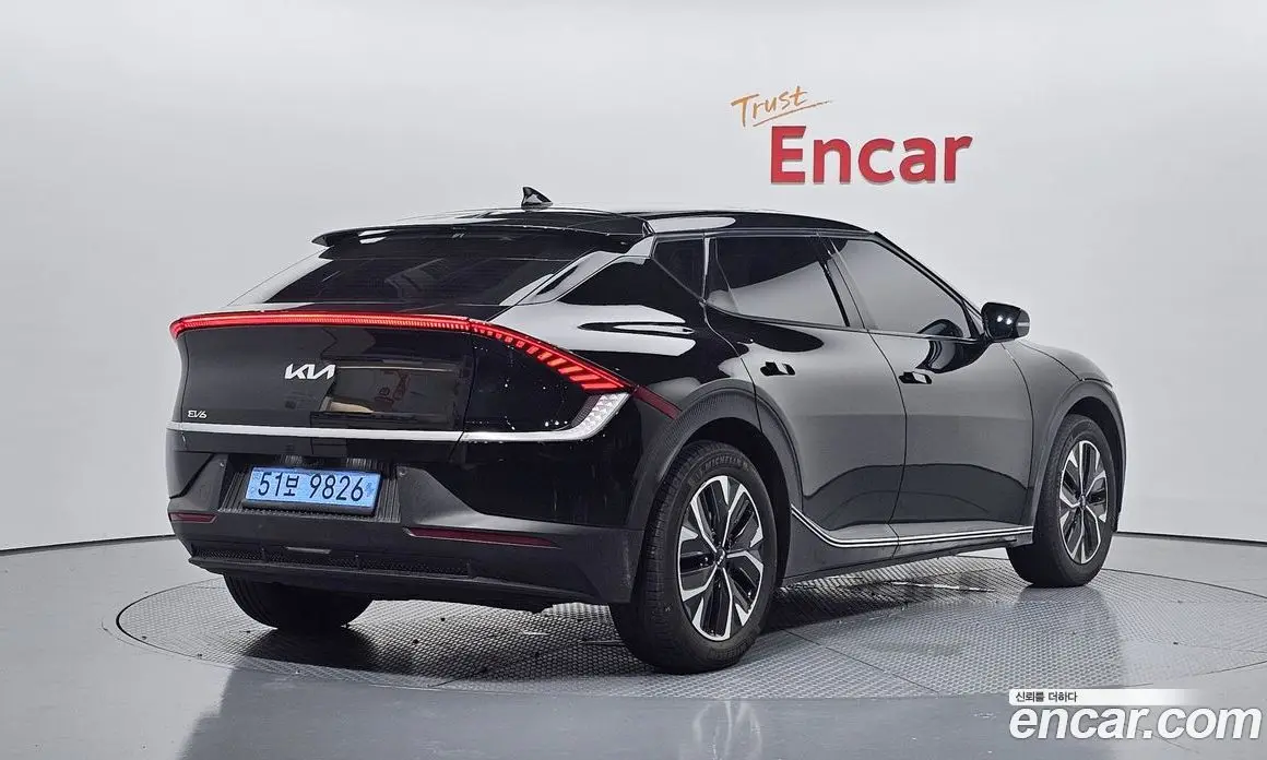 Kia EV6 2022 0.1 автомат (гидро), фото 2 Kia EV6 2022 0.1 автомат (гидро), фото 2