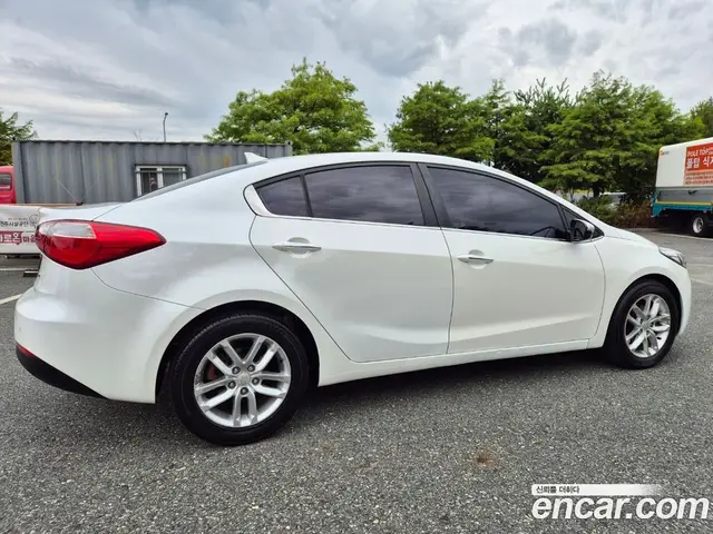 Kia K3 2014 1.6 автомат (гидро), миниатюра 5 Kia K3 2014 1.6 автомат (гидро), миниатюра 5