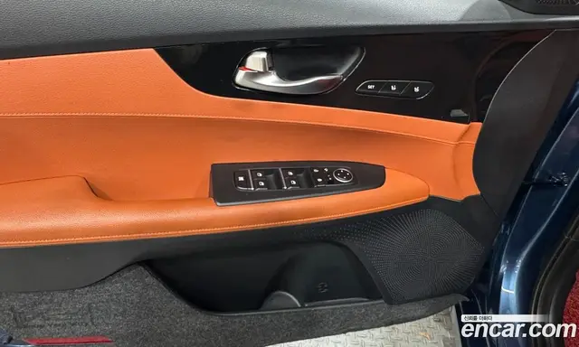 Kia K3 2023 1.6 автомат (гидро), миниатюра 10