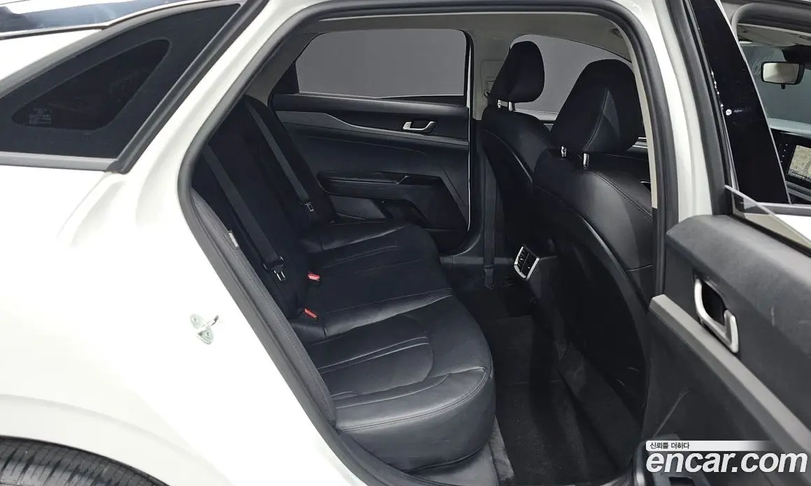 Kia K5 (Optima) 2023 2.0 автомат (гидро), фото 17
