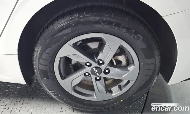 Kia K5 (Optima) 2023 2.0 автомат (гидро), миниатюра 7