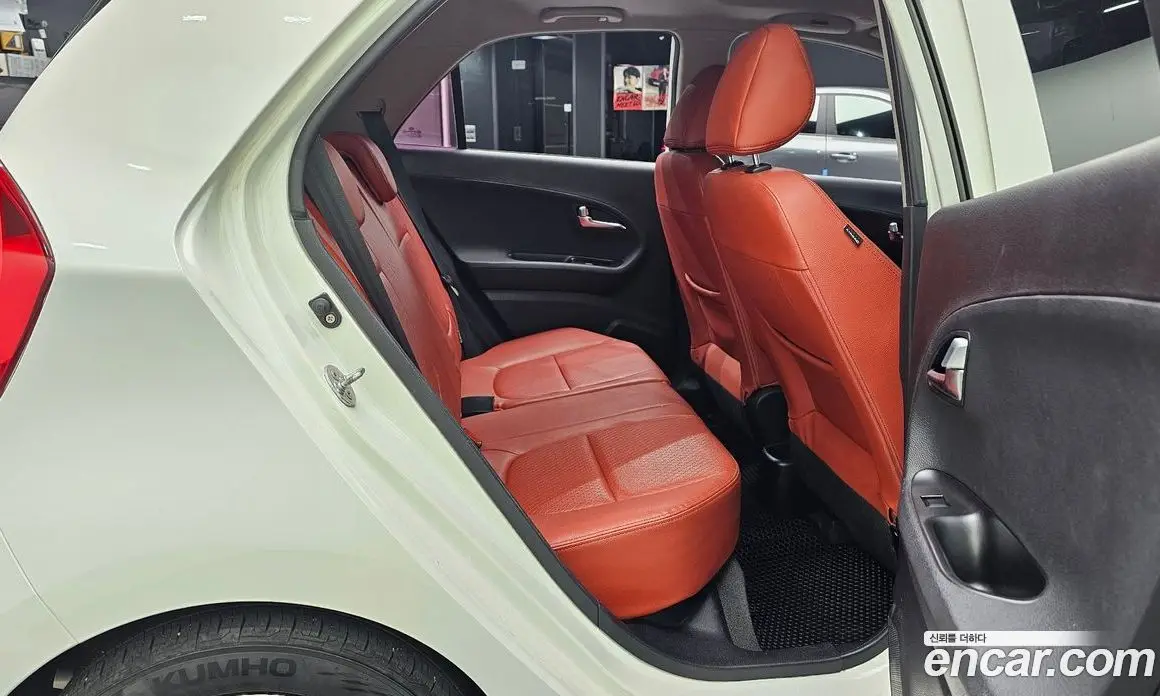 Kia Morning 2011 1.0 автомат (гидро), фото 18