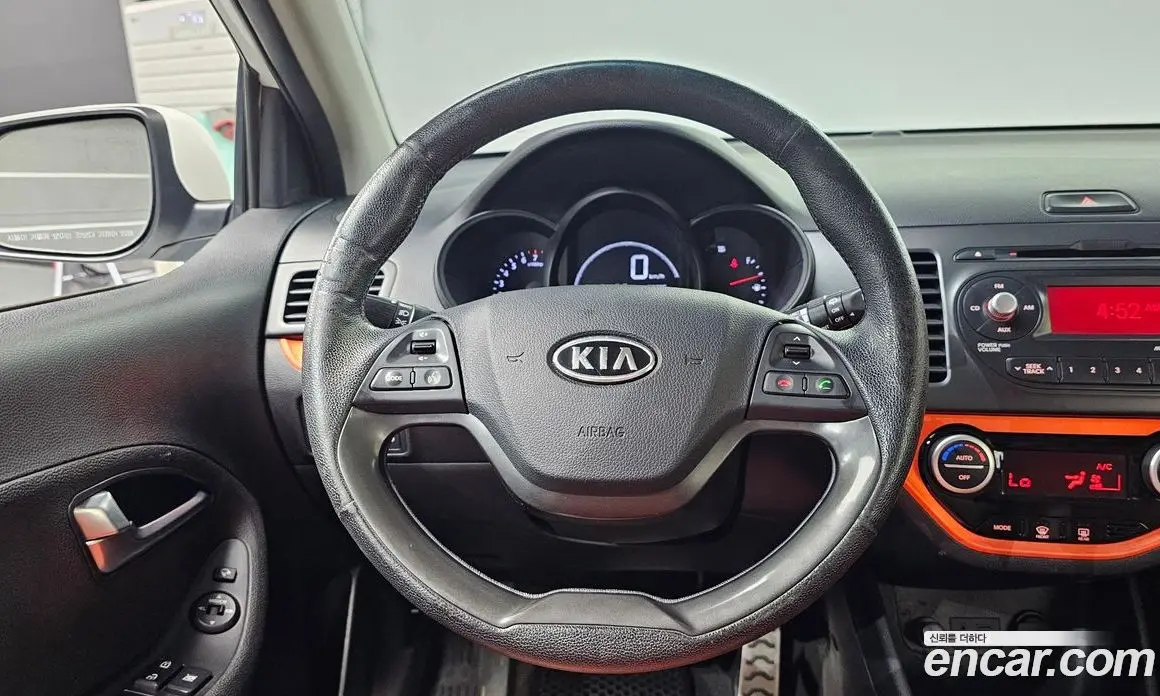 Kia Morning 2011 1.0 автомат (гидро), фото 19
