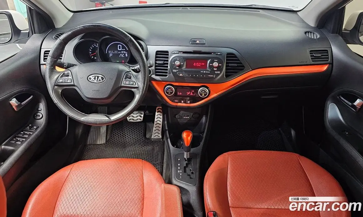 Kia Morning 2011 1.0 автомат (гидро), фото 10
