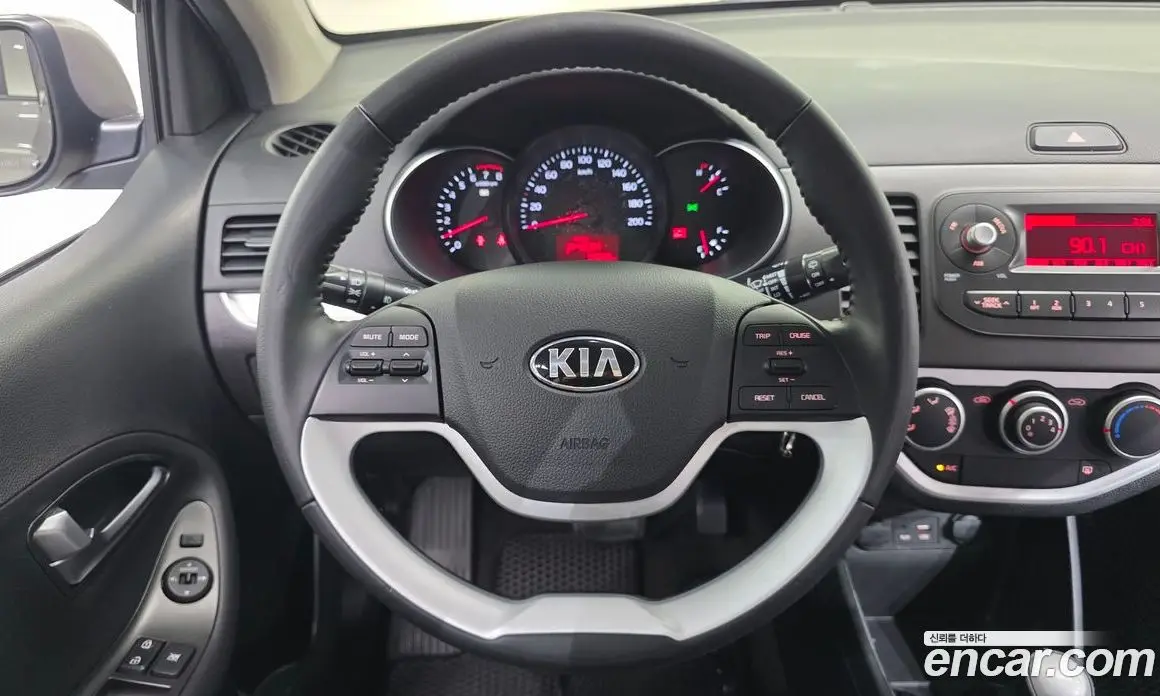Kia Morning 2015 1.0 автомат (гидро), фото 12 Kia Morning 2015 1.0 автомат (гидро), фото 12
