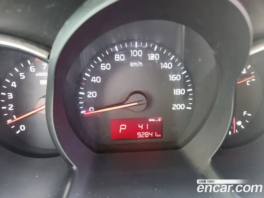 Kia Morning 2015 1.0 автомат (гидро), фото 11 Kia Morning 2015 1.0 автомат (гидро), фото 11