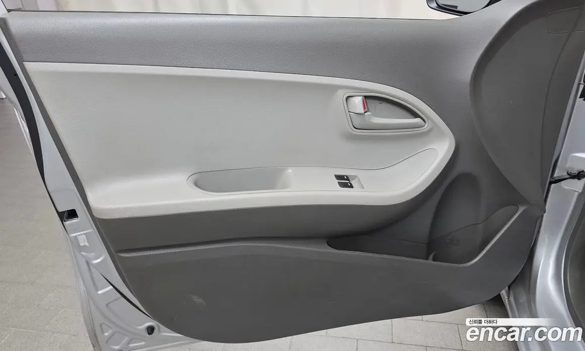 Kia Morning 2015 1.0 автомат (гидро), фото 14