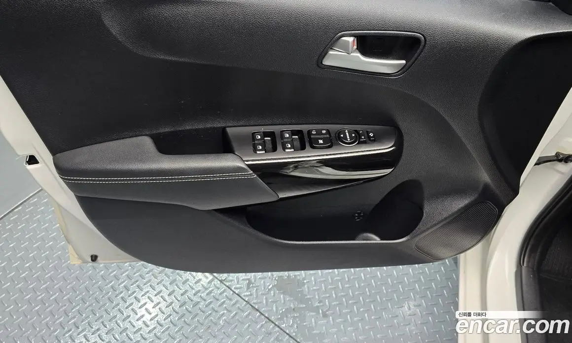 Kia Morning 2018 1.0 автомат (гидро), фото 14 Kia Morning 2018 1.0 автомат (гидро), фото 14