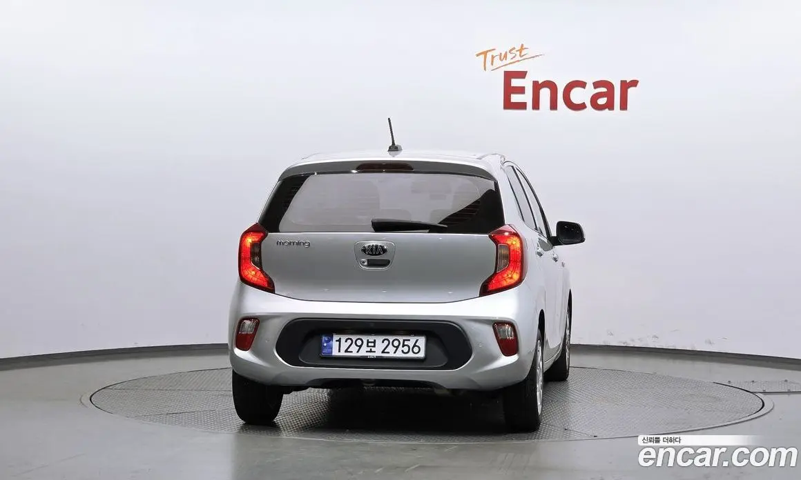 Kia Morning 2019 1.0 автомат (гидро), фото 4