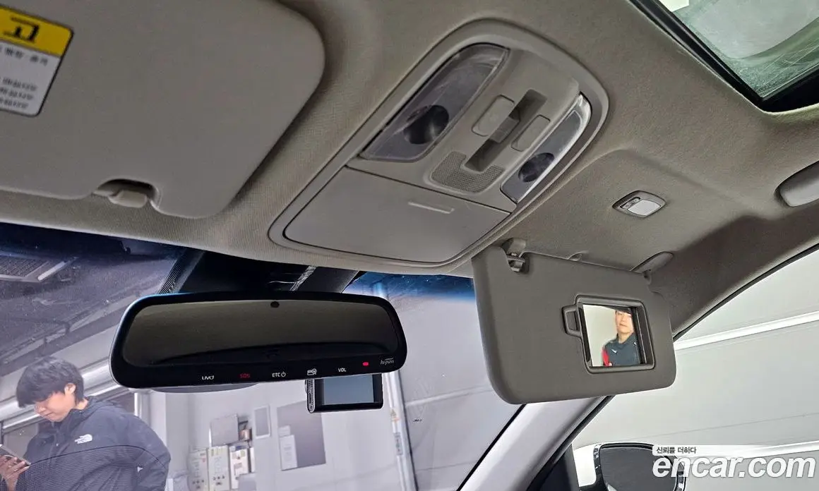 Kia Niro 2019 1.6 автомат (гидро), фото 17 Kia Niro 2019 1.6 автомат (гидро), фото 17