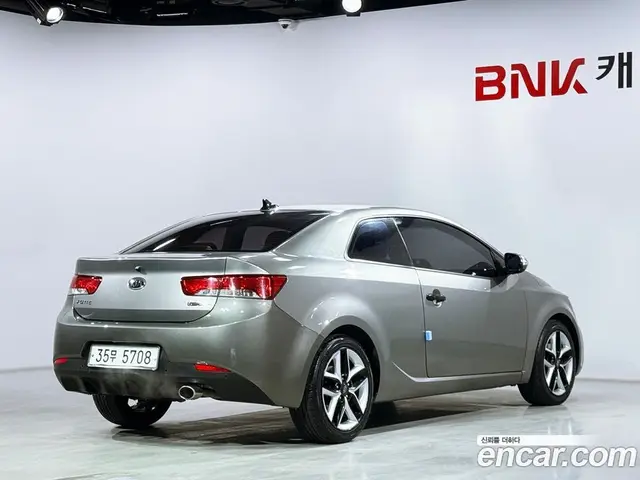 Kia Porte 2009 1.6 автомат (гидро), миниатюра 2