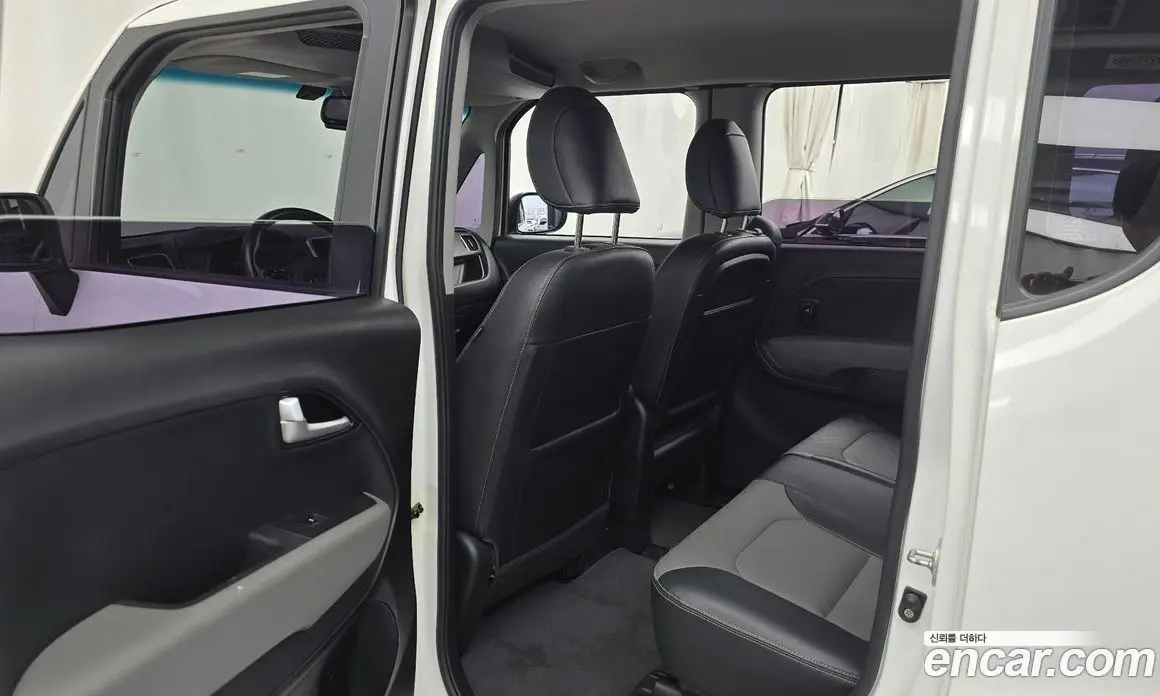 Kia Ray 2018 1.0 автомат (гидро), фото 16