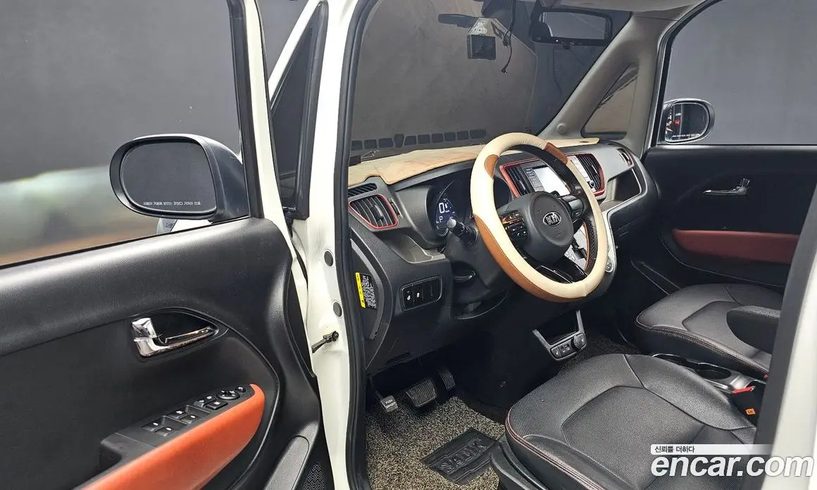 Kia Ray 2019 1.0 автомат (гидро), фото 13