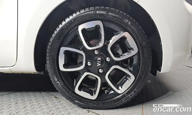Kia Ray 2019 1.0 автомат (гидро), миниатюра 7
