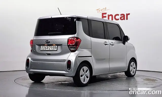 Kia Ray 2019 1.0 автомат (гидро), миниатюра 2