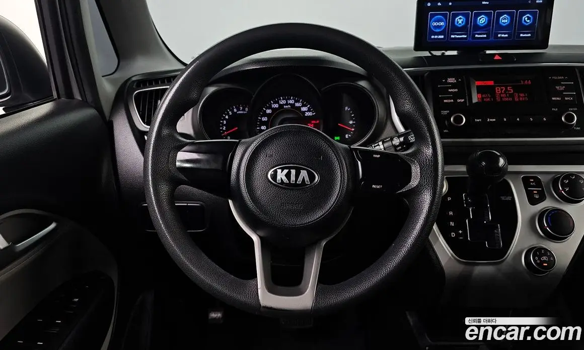Kia Ray 2019 1.0 автомат (гидро), фото 14