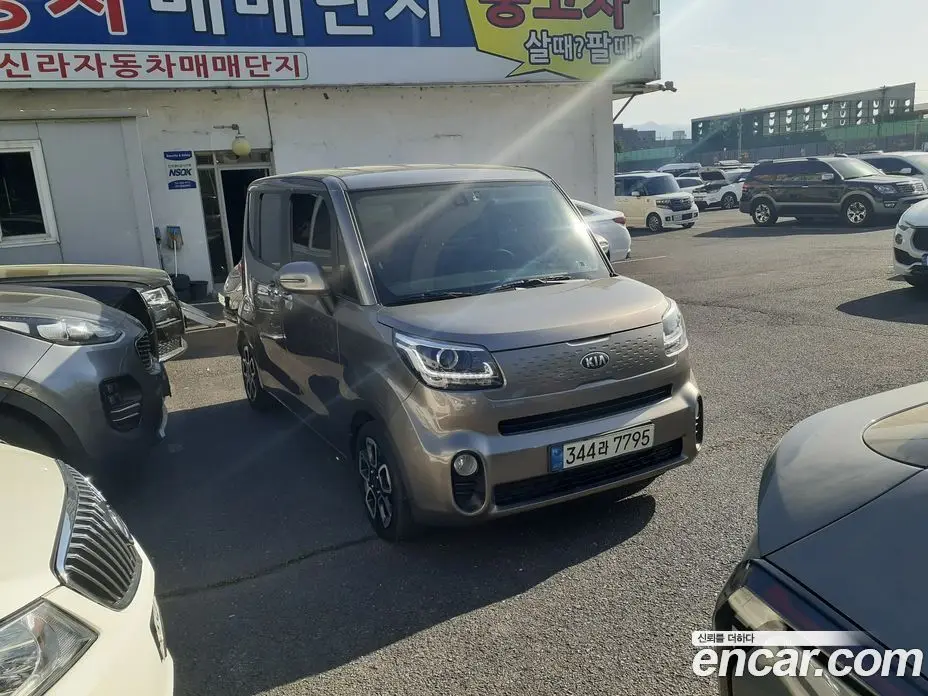 Kia Ray 2021 1.0 автомат (гидро), фото 2 Kia Ray 2021 1.0 автомат (гидро), фото 2