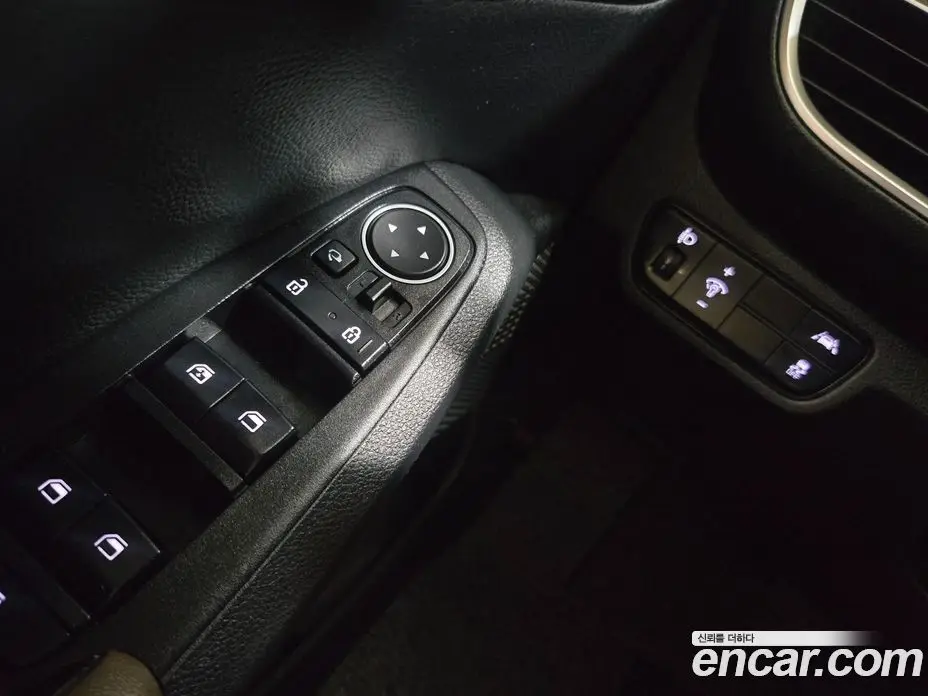 Kia Seltos 2020 1.6 автомат (гидро), фото 12