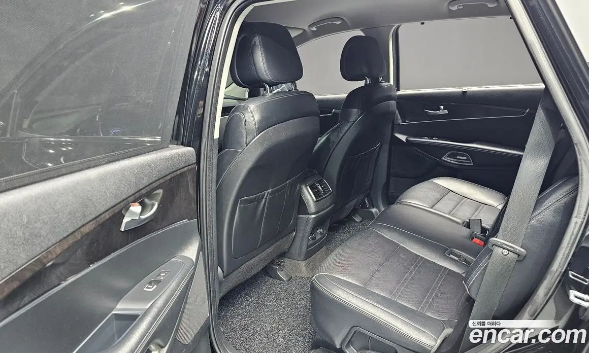 Kia Sorento 2015 2.0 автомат (гидро), фото 17 Kia Sorento 2015 2.0 автомат (гидро), фото 17
