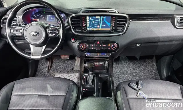 Kia Sorento 2015 2.0 автомат (гидро), миниатюра 7 Kia Sorento 2015 2.0 автомат (гидро), миниатюра 7