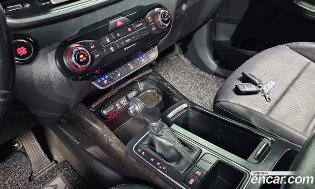Kia Sorento 2015 2.0 автомат (гидро), миниатюра 9 Kia Sorento 2015 2.0 автомат (гидро), миниатюра 9
