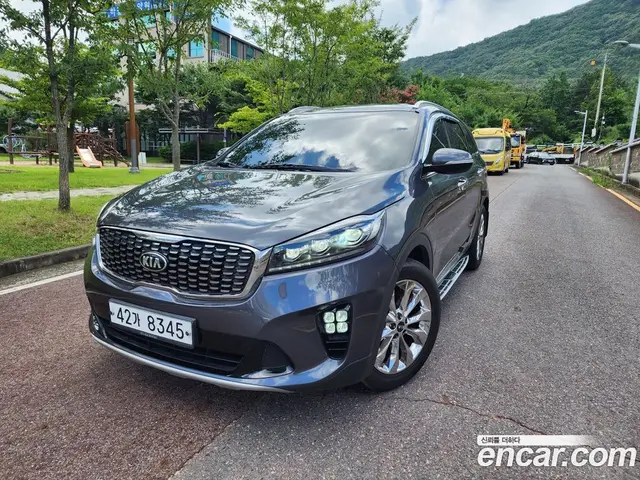 Kia Sorento 2018 2.2 автомат (гидро), миниатюра 3
