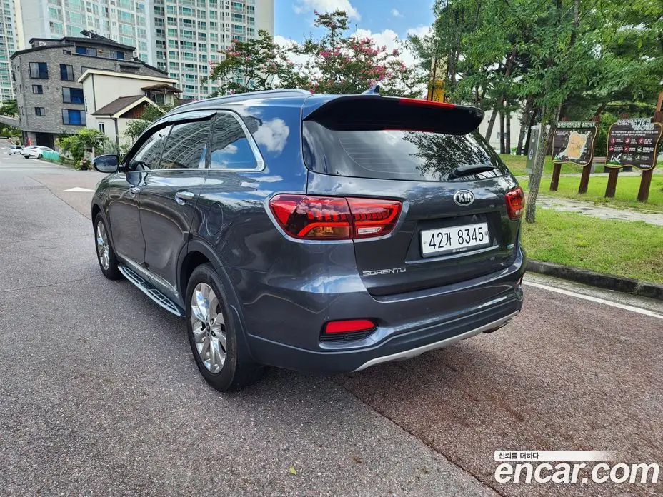Kia Sorento 2018 2.2 автомат (гидро), фото 4