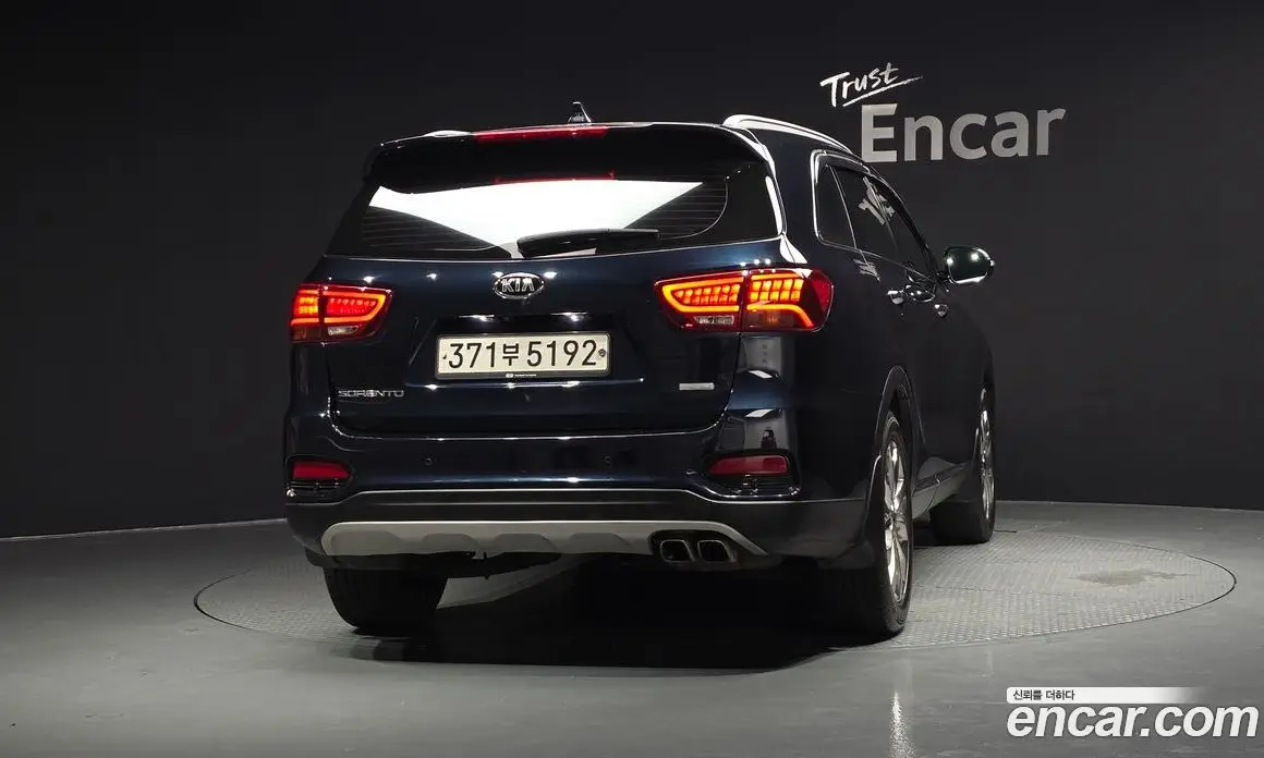 Kia Sorento 2019 2.0 автомат (гидро), фото 4 Kia Sorento 2019 2.0 автомат (гидро), фото 4