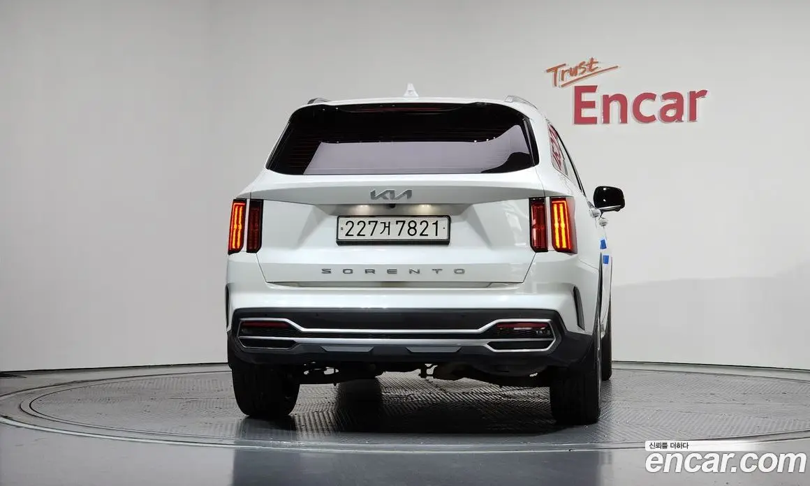 Kia Sorento 2022 2.5 автомат (гидро), фото 4