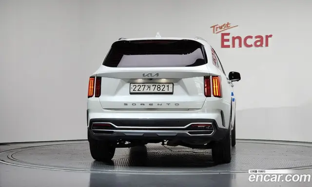 Kia Sorento 2022 2.5 автомат (гидро), миниатюра 4