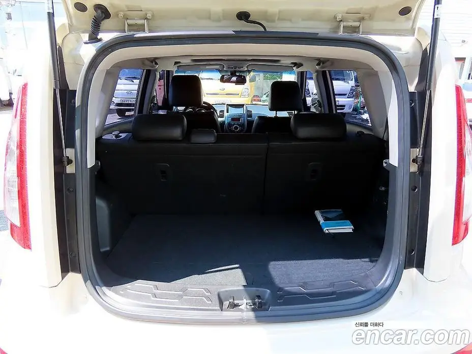 Kia Soul 2012 1.6 автомат (гидро), фото 16 Kia Soul 2012 1.6 автомат (гидро), фото 16