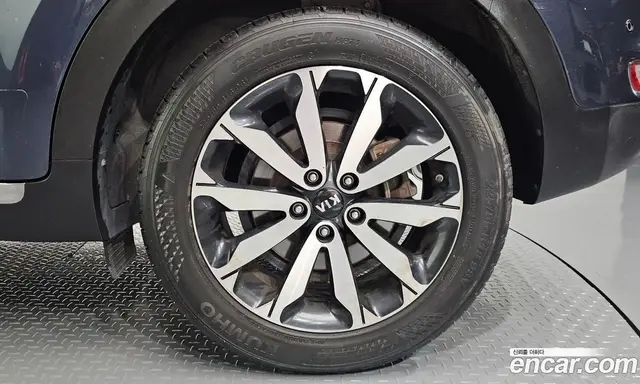 Kia Sportage 2015 1.7 автомат (гидро), миниатюра 7