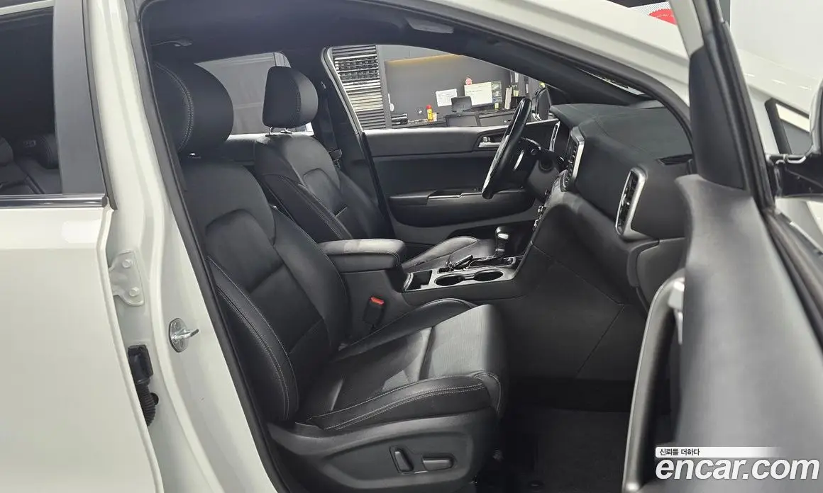 Kia Sportage 2018 2.0 автомат (гидро), фото 16 Kia Sportage 2018 2.0 автомат (гидро), фото 16