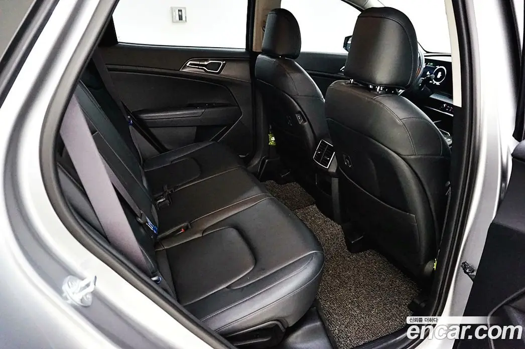 Kia Sportage 2022 2.0 автомат (гидро), фото 18 Kia Sportage 2022 2.0 автомат (гидро), фото 18