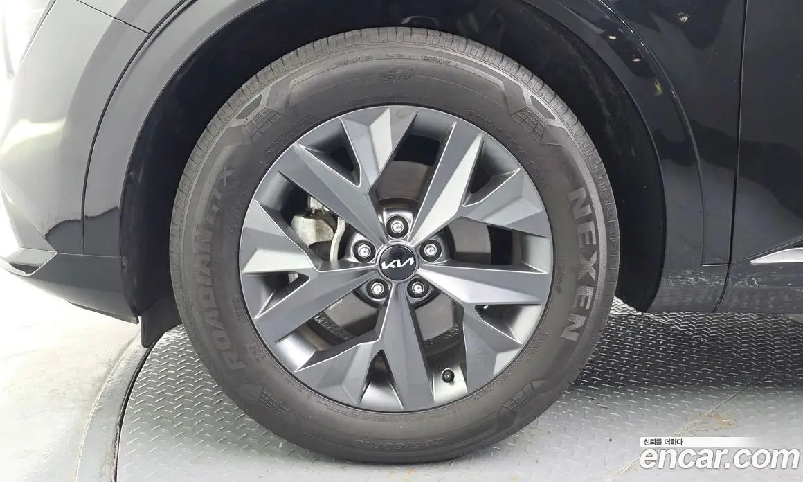 Kia Sportage 2022 1.6 автомат (гидро), фото 5
