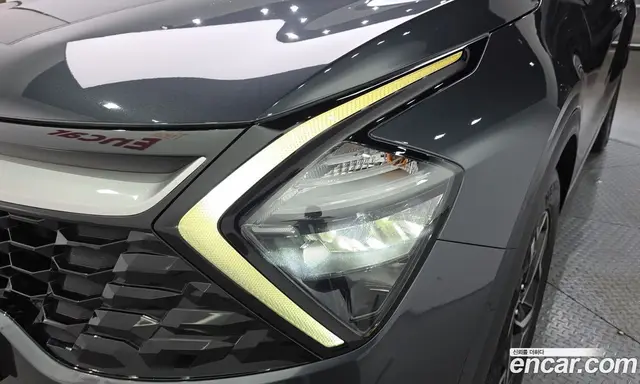 Kia Sportage 2022 2.0 автомат (гидро), миниатюра 8
