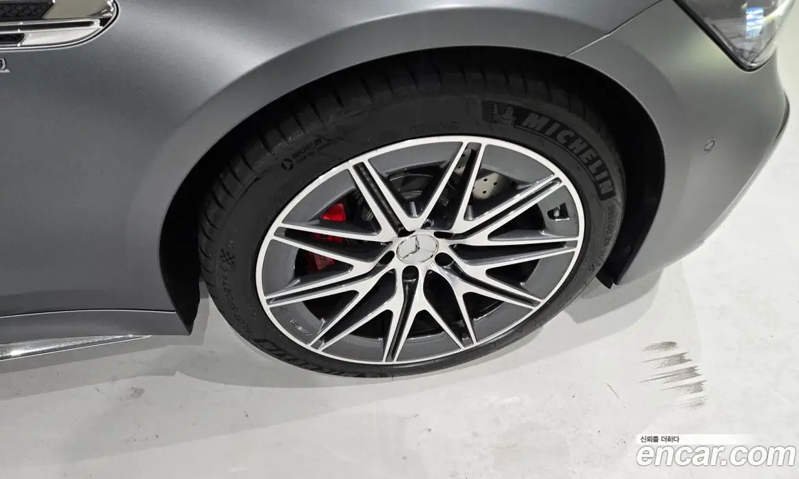 Mercedes-Benz AMG GT 2026 2.0 автомат (гидро), фото 5