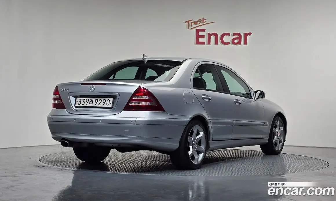 Mercedes-Benz C-Class 2006 2.3 автомат (гидро), фото 2 Mercedes-Benz C-Class 2006 2.3 автомат (гидро), фото 2