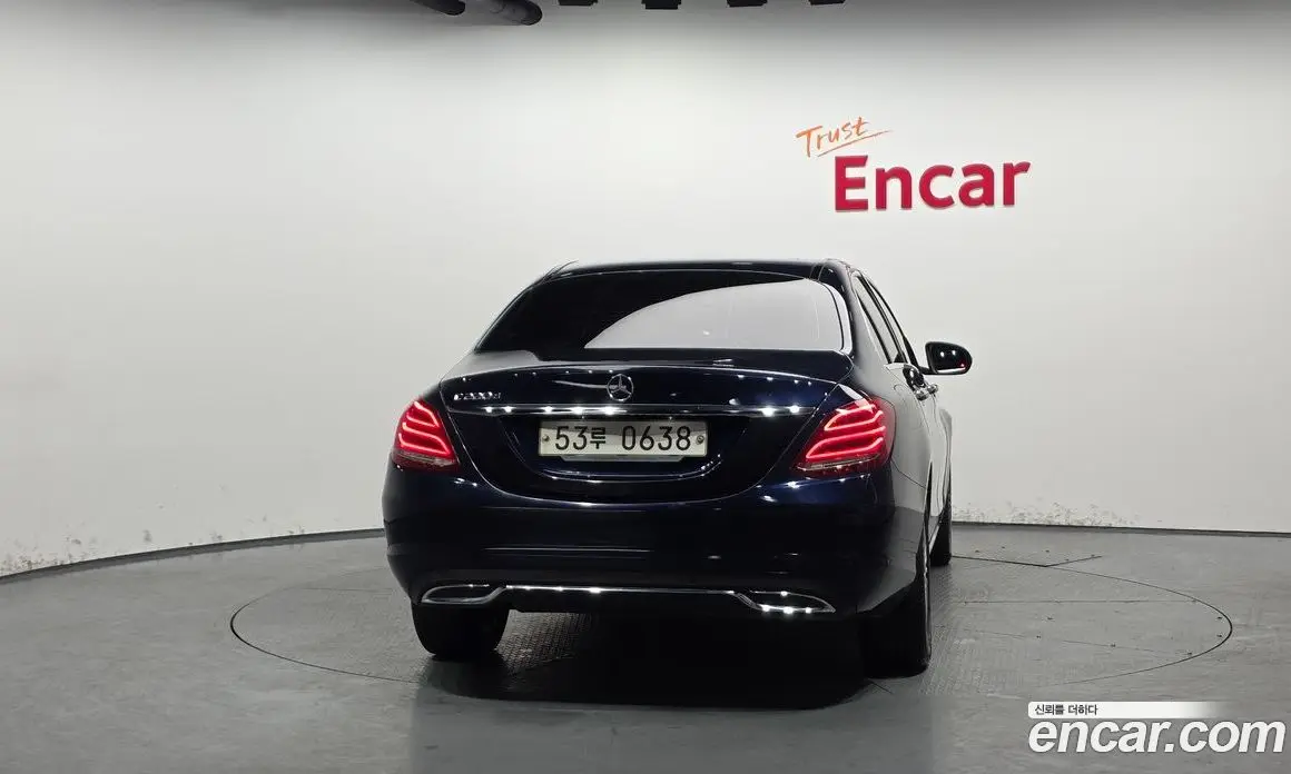 Mercedes-Benz C-Class 2016 2.1 автомат (гидро), фото 4 Mercedes-Benz C-Class 2016 2.1 автомат (гидро), фото 4