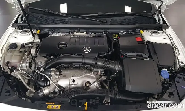 Mercedes-Benz CLA-Class 2022 2.0 автомат (гидро), миниатюра 6
