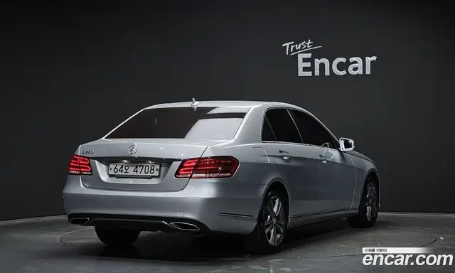 Mercedes-Benz E-Class 2015 2.1 автомат (гидро), миниатюра 2