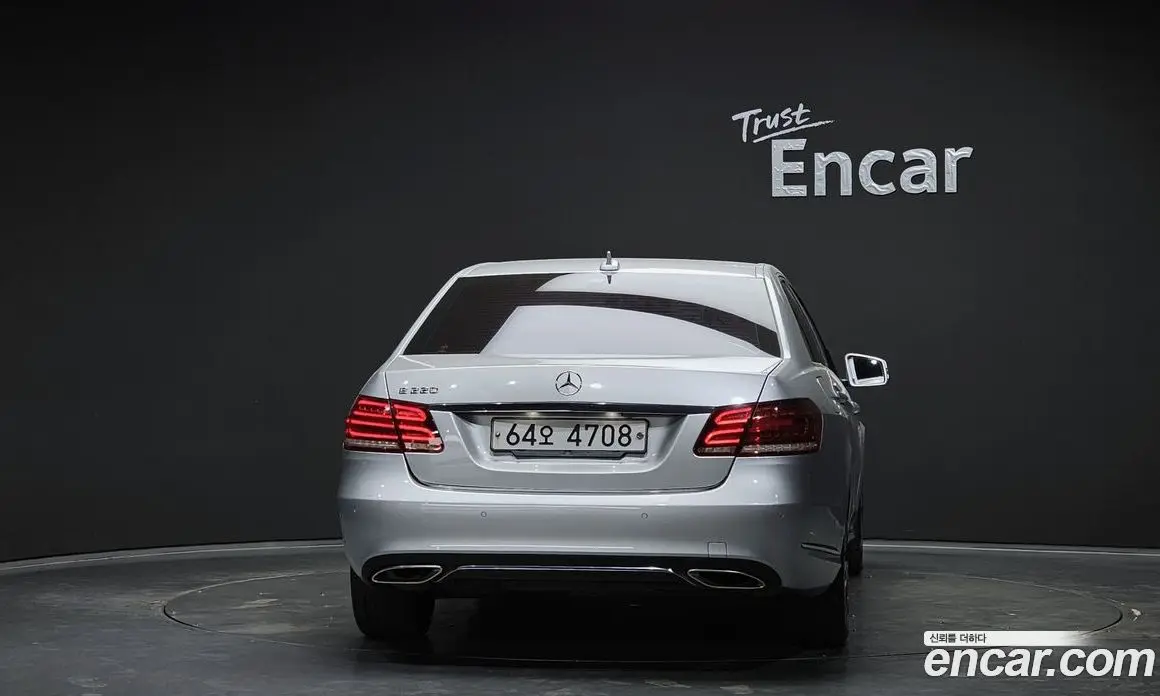 Mercedes-Benz E-Class 2015 2.1 автомат (гидро), фото 4